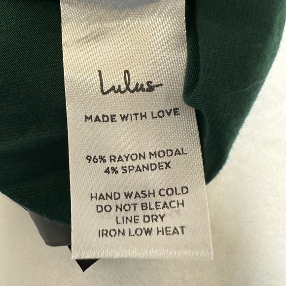 NWT: Wide leg Lulu’s green trousers ✨ - Picture 5 of 7